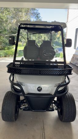 
										Used 2025 Epic E40L full									