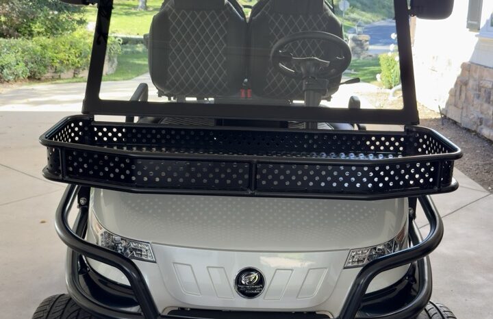 
								Used 2025 Epic E40L full									