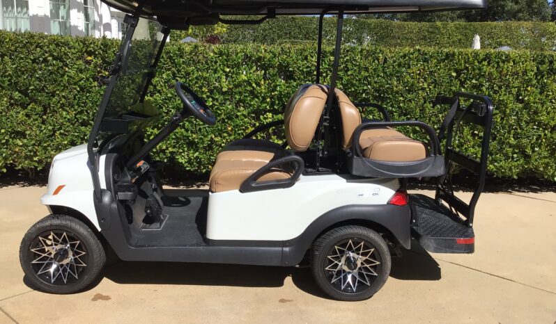 
								Used 2023  Club Car Onward full									